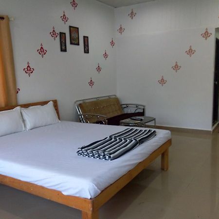Harihareshwar Om Shree Bed And Breakfast מראה חיצוני תמונה