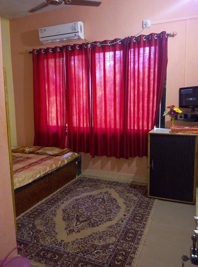 Harihareshwar Om Shree Bed And Breakfast מראה חיצוני תמונה